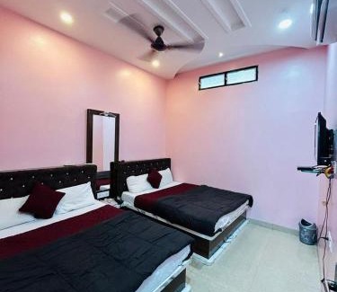 Omkareshwar Hotel | Hotel Kanchan