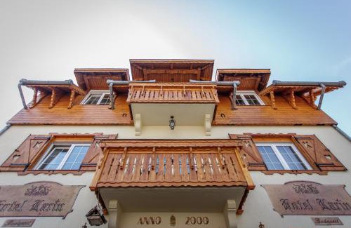 Ujpest Hotel | Hotel Karin