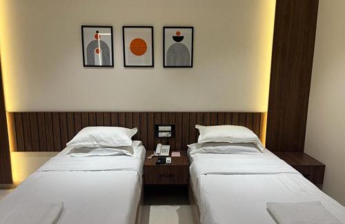 Vile Parle West Hotel | Hotel Karl Residency