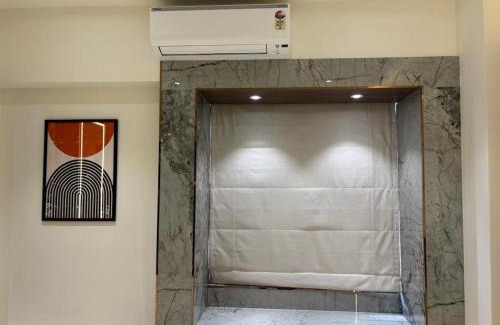 Vile Parle West Hotel | Hotel Karl Residency