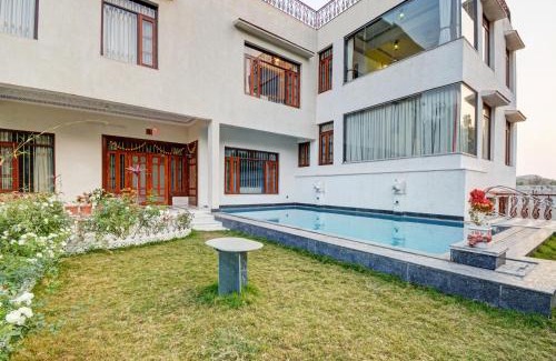 Shavri Colony Hotel | Hotel Karohi Villa