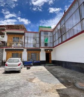 Kaza Hotel | Hotel Kaza Manjushree