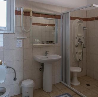 Selianitika Hotel | Hotel Kiani Akti
