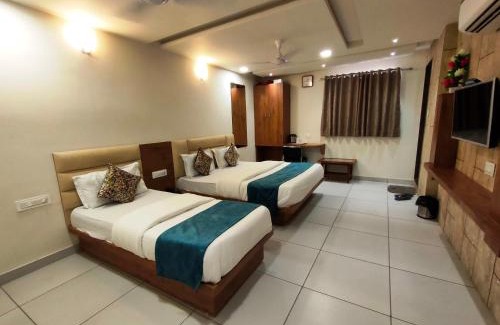Ahmedabad City Centre Hotel | Hotel Kinara