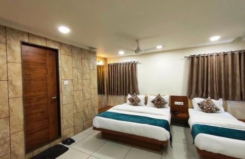 Ahmedabad City Centre Hotel | Hotel Kinara