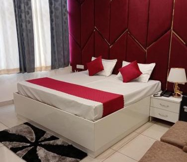 Panipat Hotel | HOTEL KINGS