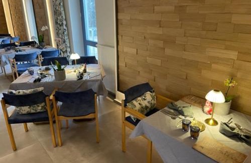 Markersdorf Hotel | Hotel Kreuzbergbaude beim Berzdorfer See mit Wohlfühl Sauna