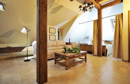 Decin Hotel | Hotel Kristin Hrádek