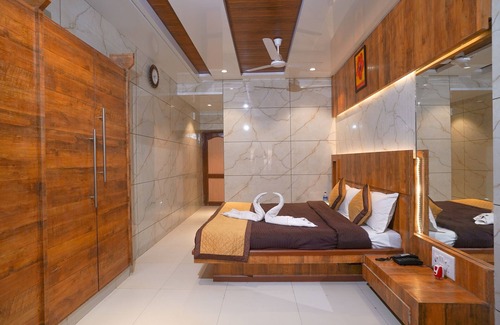 Matheran Hotel | Hotel Kumar Plaza