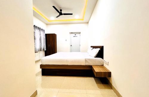 Bhuj Hotel | Hotel Kutch Palace