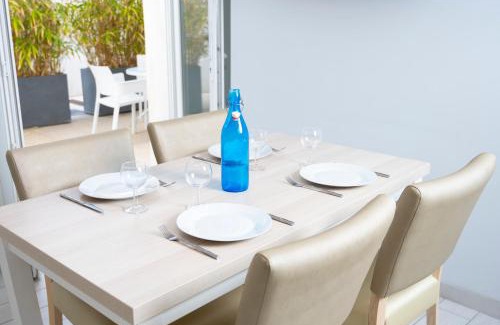 La Ciotat Apartment | Hotel La Ciotat - A deux pas de l'eau