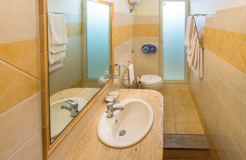 Santo Stefano di Camastra Hotel | Hotel La Playa Blanca