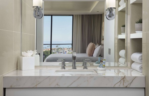 La Jolla Shores Hotel | Hotel La Jolla, Curio Collection by Hilton