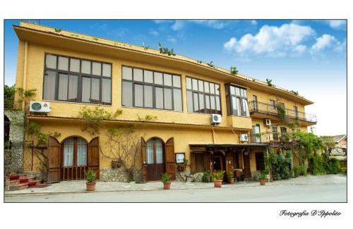 Roccapalumba Hotel | Hotel La Rocca