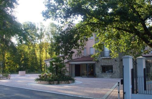 Castel San Pietro Terme Hotel | Hotel La Torretta