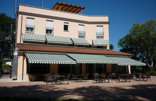 Castel San Pietro Terme Hotel | Hotel La Torretta