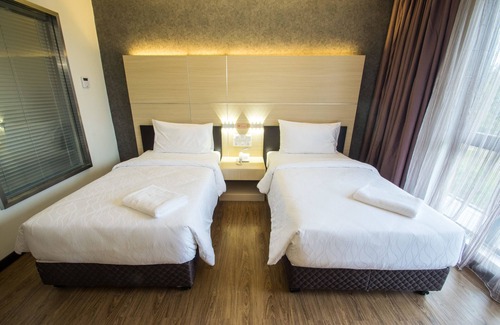 Victoria Hotel | Hotel Labuan Point