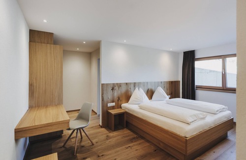 Brand Hotel | Hotel Lagant