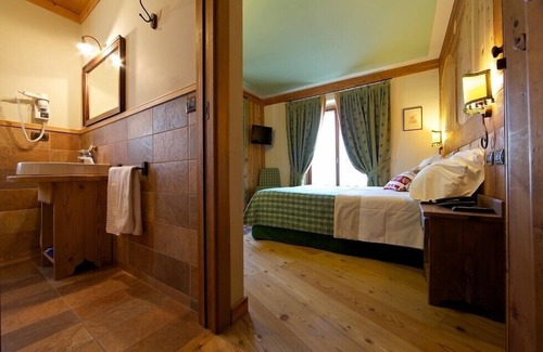 Brusson Hotel | Hotel Laghetto