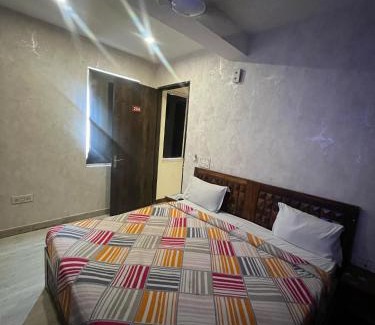 Malviya Nagar Hotel | Hotel Lagoon Inn - Malviya Nagar