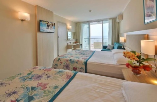 Albena Hotel | Hotel Laguna Beach