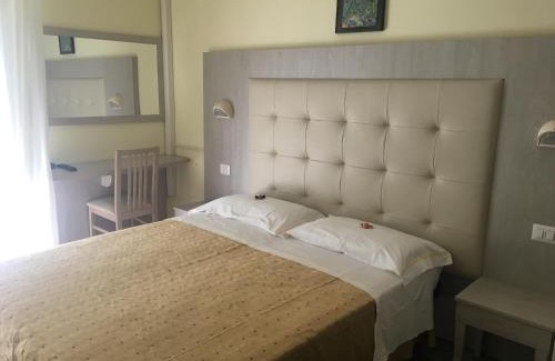 Villamarina Hotel | Hotel Laila