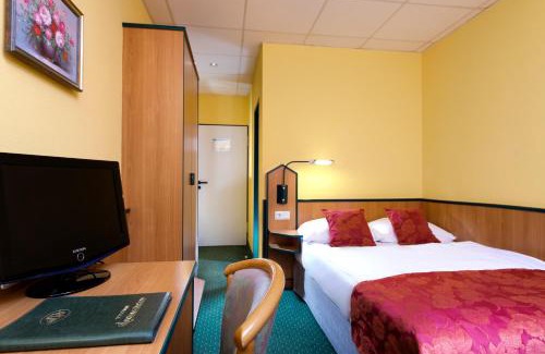 Dierkow-Ost Hotel | Hotel Landhaus Dierkow