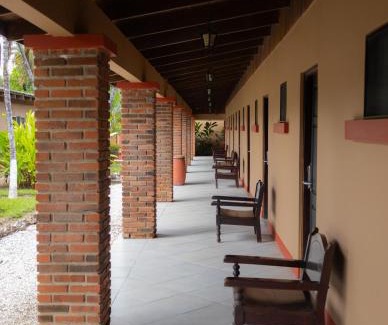 Liberia Hotel | Hotel Las Espuelas, Bar & Restaurant