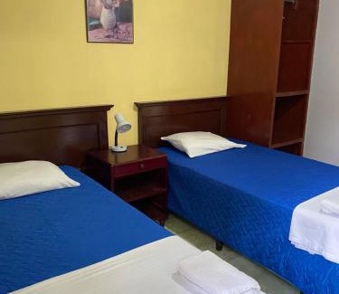 San Salvador Bed & Breakfast | Hotel Las Hortensias