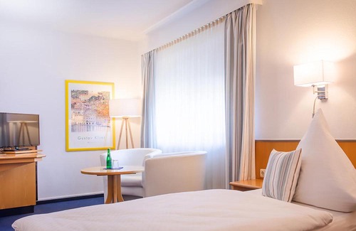 Kilianstadten Hotel | Hotel Lauer