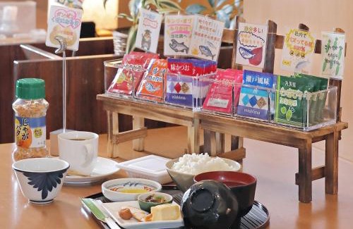 Shinhidaka Hotel | Hotel Laurel