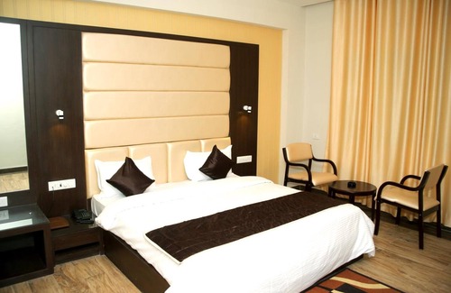 Ratlam Hotel | Hotel Lavanya Palace