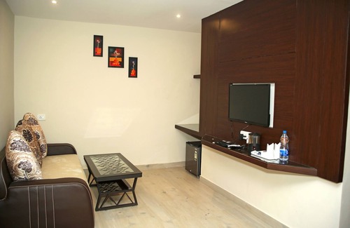Ratlam Hotel | Hotel Lavanya Palace