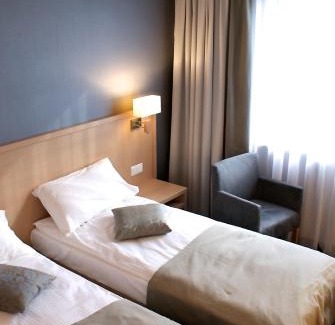 Nowe Skalmierzyce Hotel | Hotel Lazur SPA & Conference