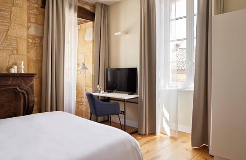 Monpazier Hotel | Hotel Le Chevalier Bleu
