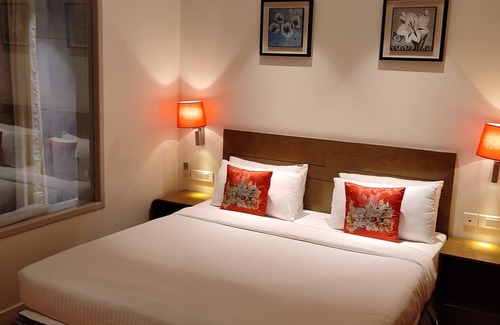 Kakarmatha Hotel | Hotel Le Lotus Grand Varanasi