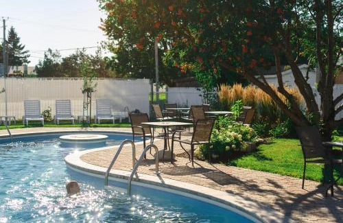 Chicoutimi Hotel | Hotel Le Montagnais