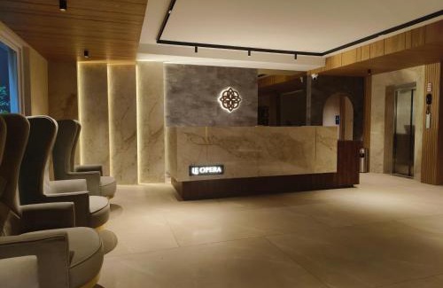 Bengaluru Hotel | Hotel Le Opera