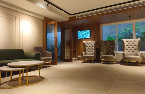 Bengaluru Hotel | Hotel Le Opera