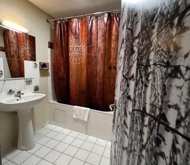 Brulon Hotel | Hotel Le Ranch