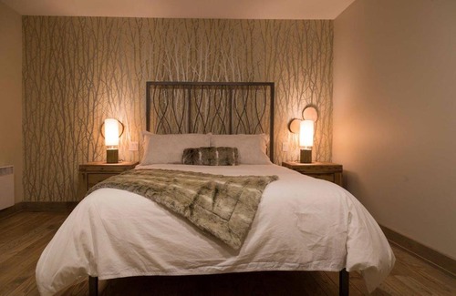 Saint Donat Hotel | Hotel "Le Suisse"