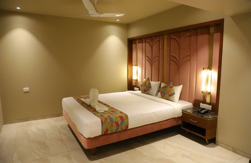 Nala Sopara Hotel | Hotel Le Vivanta