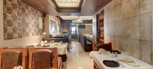 Kalyan Hotel | Hotel Leela