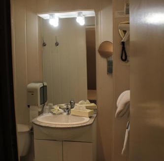 Allevard Hotel | Hotel Les Alpes