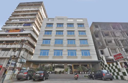 Sayajiganj Hotel | Hotel Limra Vadodara