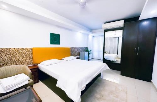 Hauz Khas Village Hotel | Hotel Locals - Hauz khas Village