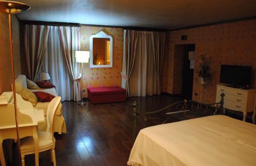 Agliano Terme Hotel | Hotel Locanda San Giacomo