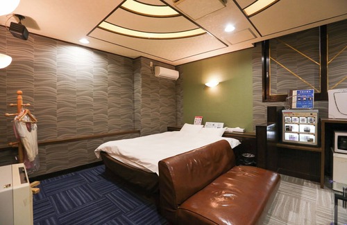 Honjo Hotel | HOTEL LOCOZ MAUI