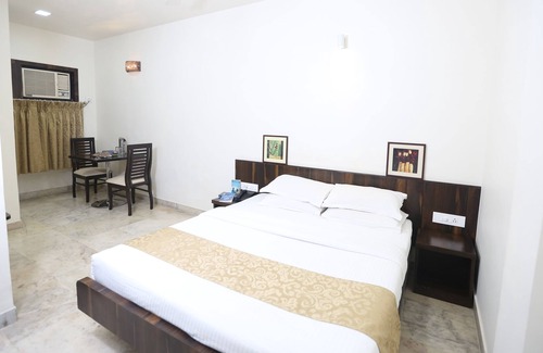 Pune Hotel | Hotel Lokesh