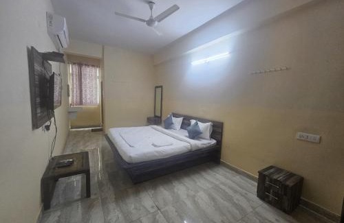 Farooq Nagar House | Hotel lord Jaggannath Plaza